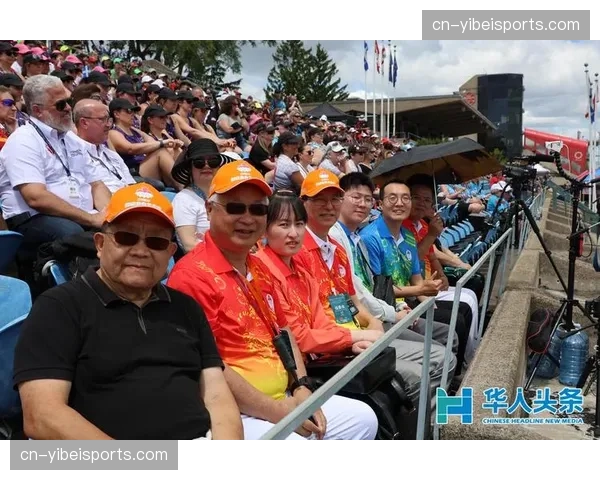 泛美锦标赛发生意外，古巴选手比赛中与场边广告板碰撞，经检查无大碍