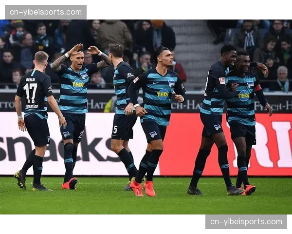 评论:德甲中游球队教练普遍认为,高强度压迫是应对豪门时唯一选择 评论:德甲中游球队教练普遍认为,高强度压迫是应对豪门时唯一选择